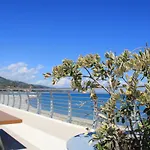 Cala Castello Aparthotel *