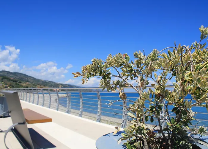 Cala Castello Apart-hotel *